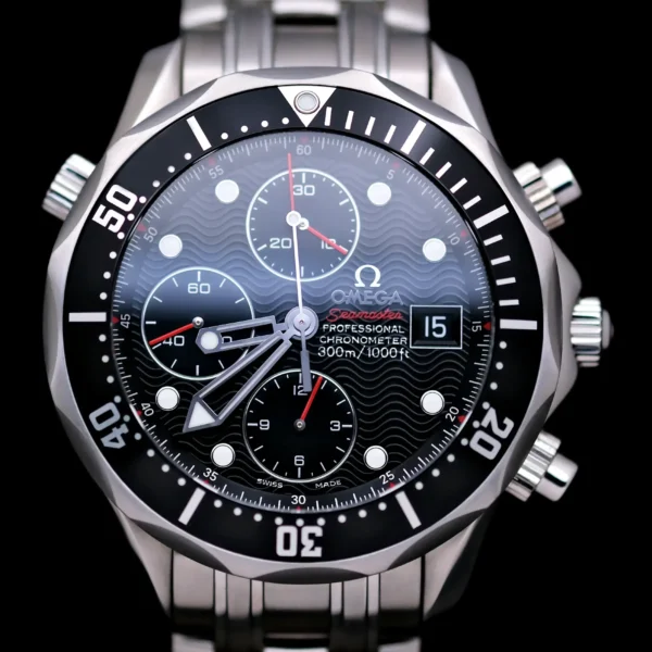 <strong>Omega Seamaster Chrono 42</strong></br> Model Ref-21330424001001</br> Stainless Steel</br> 2012 Box & Papers