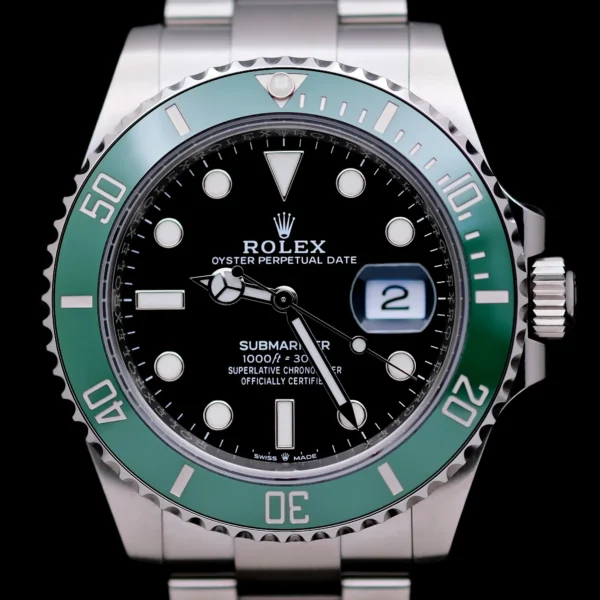 <strong>Rolex Submariner "Starbucks" 41</strong></br> Model Ref-126610LV</br> Stainless Steel</br> 2022 Box & Papers