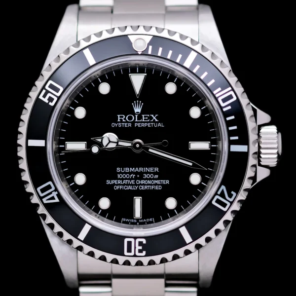 <strong>Rolex Submariner No Date 40</strong></br> Model Ref-14060M</br> Stainless Steel</br> 2007 Box & Papers