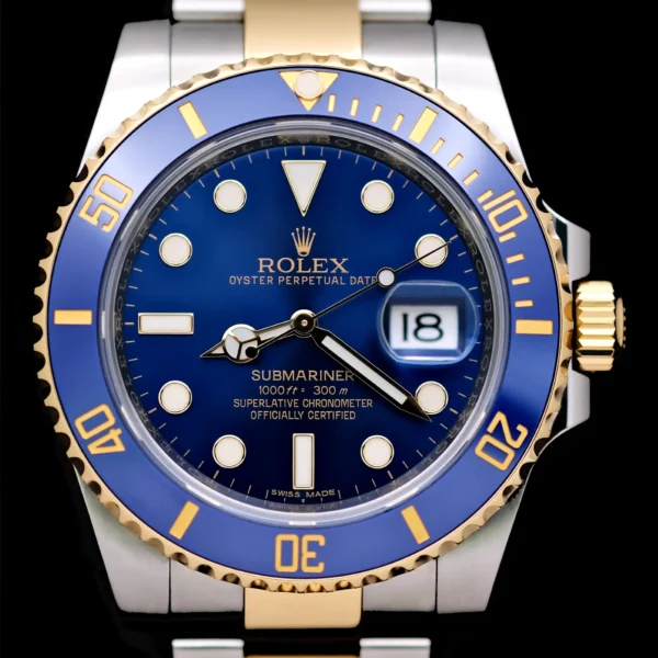 <strong>Rolex Submariner "Bluesy" 40</strong></br> Model Ref-116613LB</br> Stainless Steel</br> 2016 Box & Papers