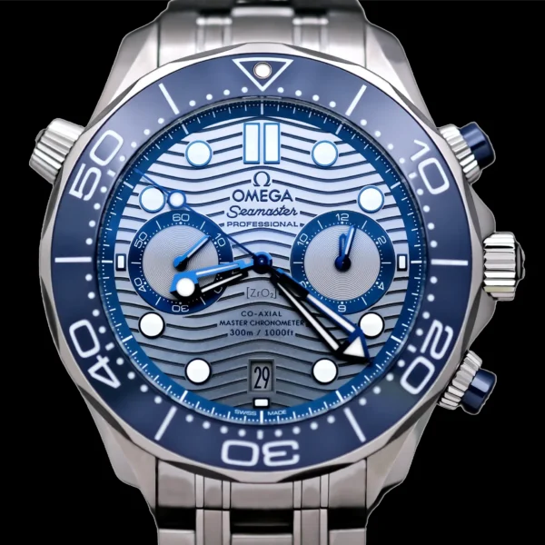 <strong>Omega Seamaster Chrono 44</strong></br> Model Ref-21030445106001</br> Stainless Steel</br> 2020 Box & Papers