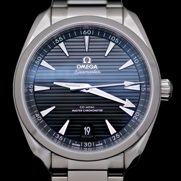 <strong>Omega Aqua-Terra 41</strong></br> Model Ref-22010412101001</br> Stainless Steel</br> 2020 Box & Papers